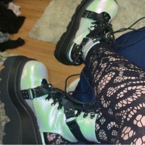 SHAKER 56 Demonia Boots